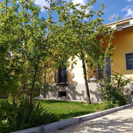 B&B A Casa Di Emy Barisciano Luaran gambar